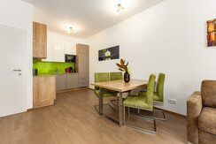 Top 6 - Küche mit Essbereich