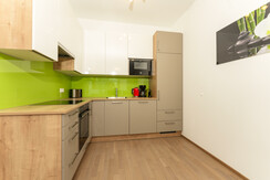 Top 6 - komplett ausgestattete Küche