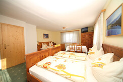 Vierbettzimmer