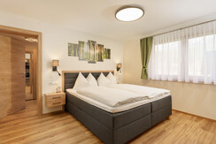 Bedroom with double bed