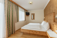 Waldheimat bedroom