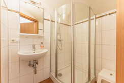 Bathroom 2 in apartment Stadl