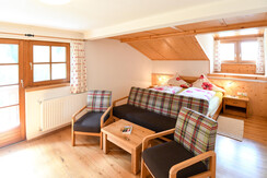 Strickhof innen-8570