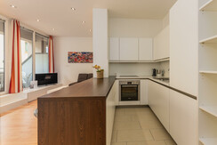 Top 4 eat-in kitchen