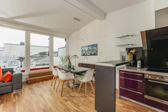 Top 11 Eat-in kitchen