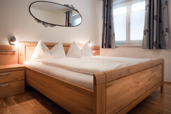 1 Bedroom with double bed