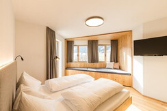 mariandl-30_screen_1920p