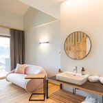 Photo of Shared room, separate toilet and shower/bathtub, economy