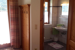 Bad / WC Schlafzimmer 1