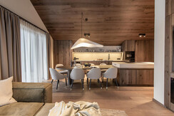 22_Villa Liesl_Penthouse_small-74