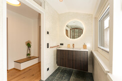 Bathroom 2 with shower