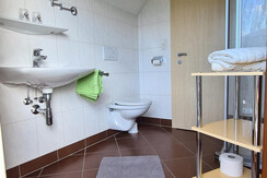 Bad Balkonzimmer (2)