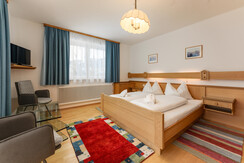 Light-flooded Bedroom 2