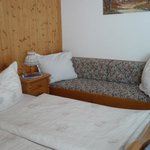 Photo of double room with shower