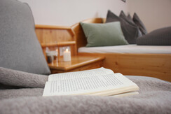 Zur STOCKERin - Schlafzimmer Details